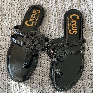 Circus by Sam Edelman sandals. Black. Size 6